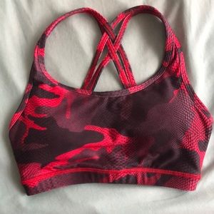 Sport bra red camo work out  fitness yoga